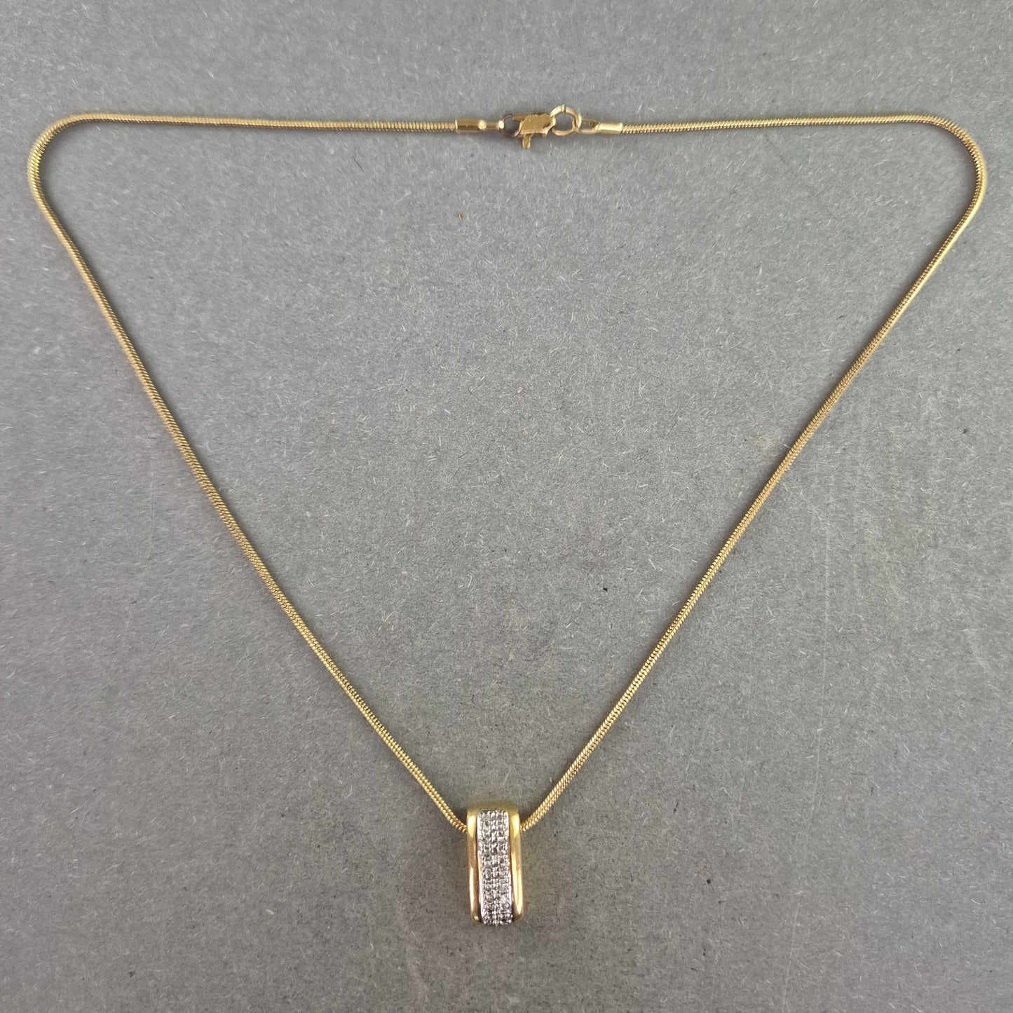 Elegante Vintage-Kette mit Zirkonia-Anhänger – Goldoptik & Glanz