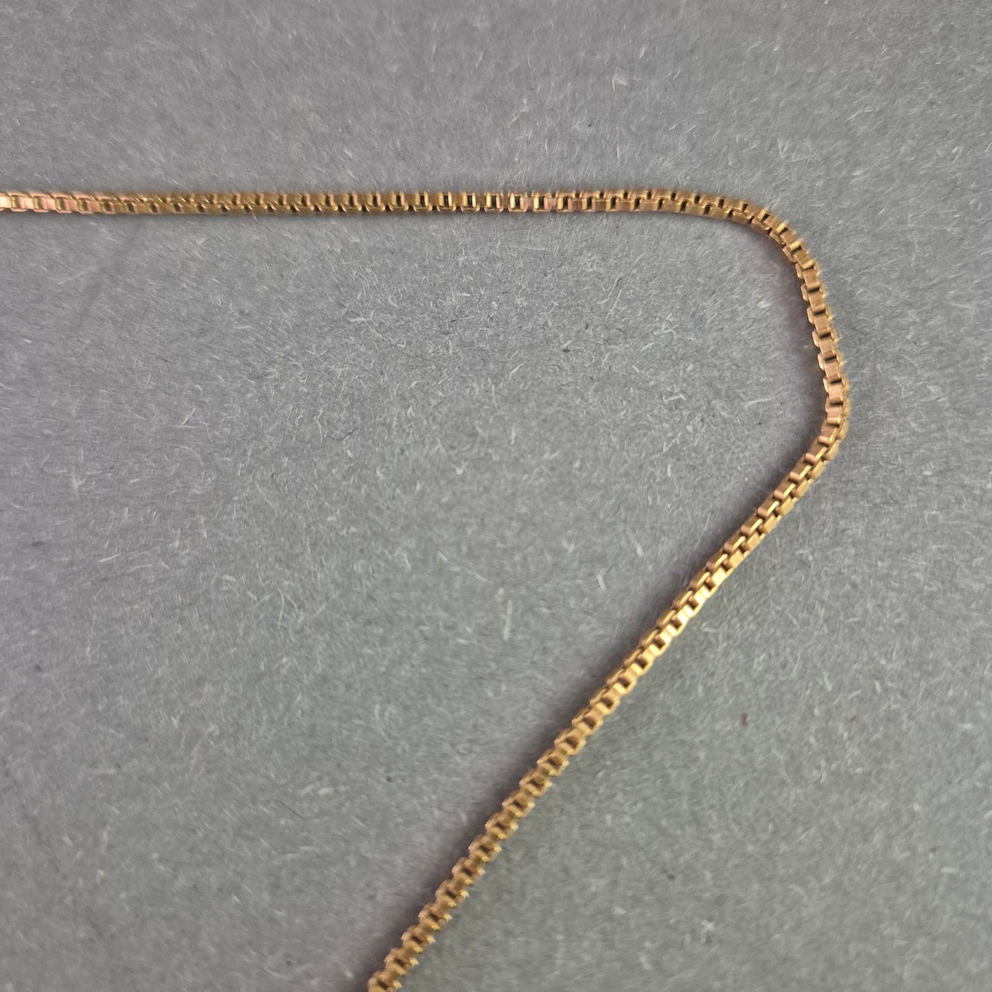 Feine Damen Halskette – Zierliche Modeschmuckkette in Goldoptik