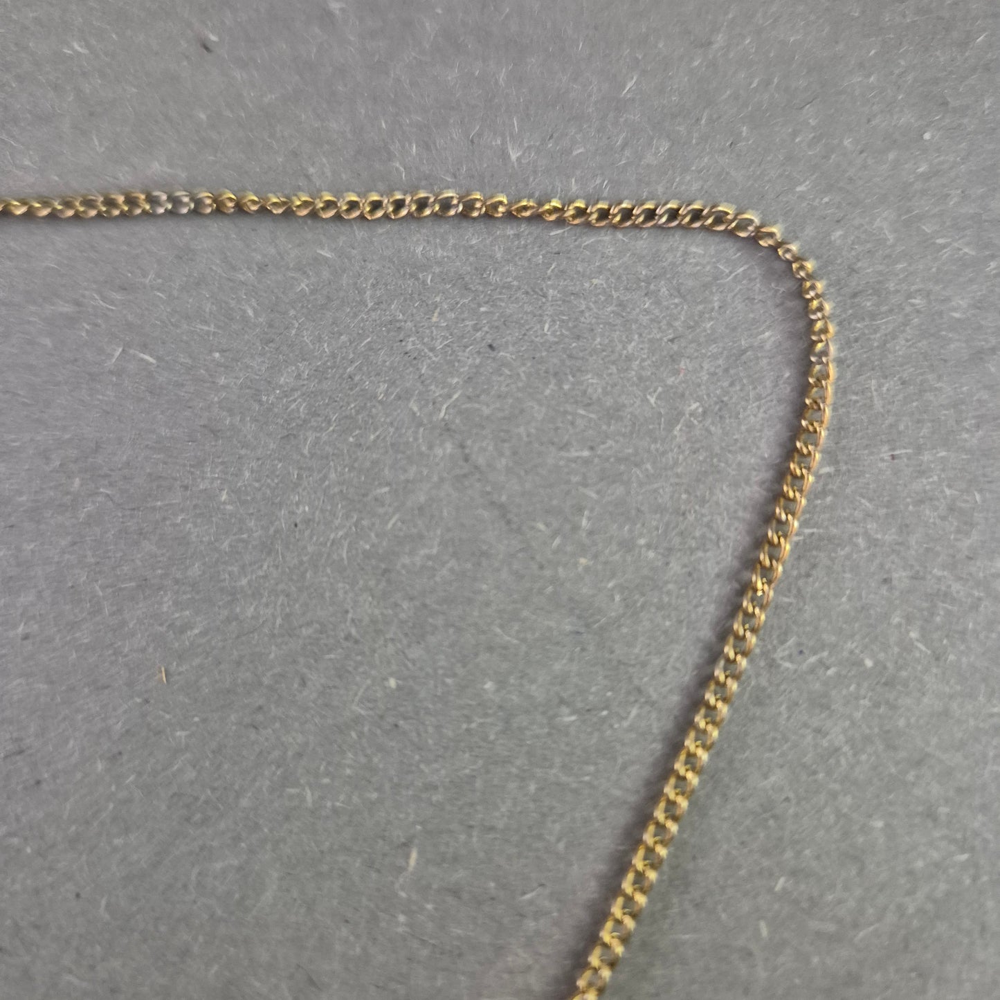 Feine Damen Halskette – Zarte Gliederkette in Goldoptik