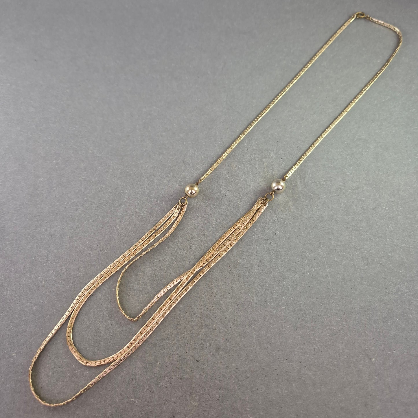 Damen Halskette im Layer-Look – Dreireihiges Design in Goldoptik