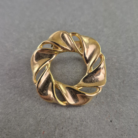 Elegante Kreis-Brosche in Goldoptik – Glänzendes Spiraldesign