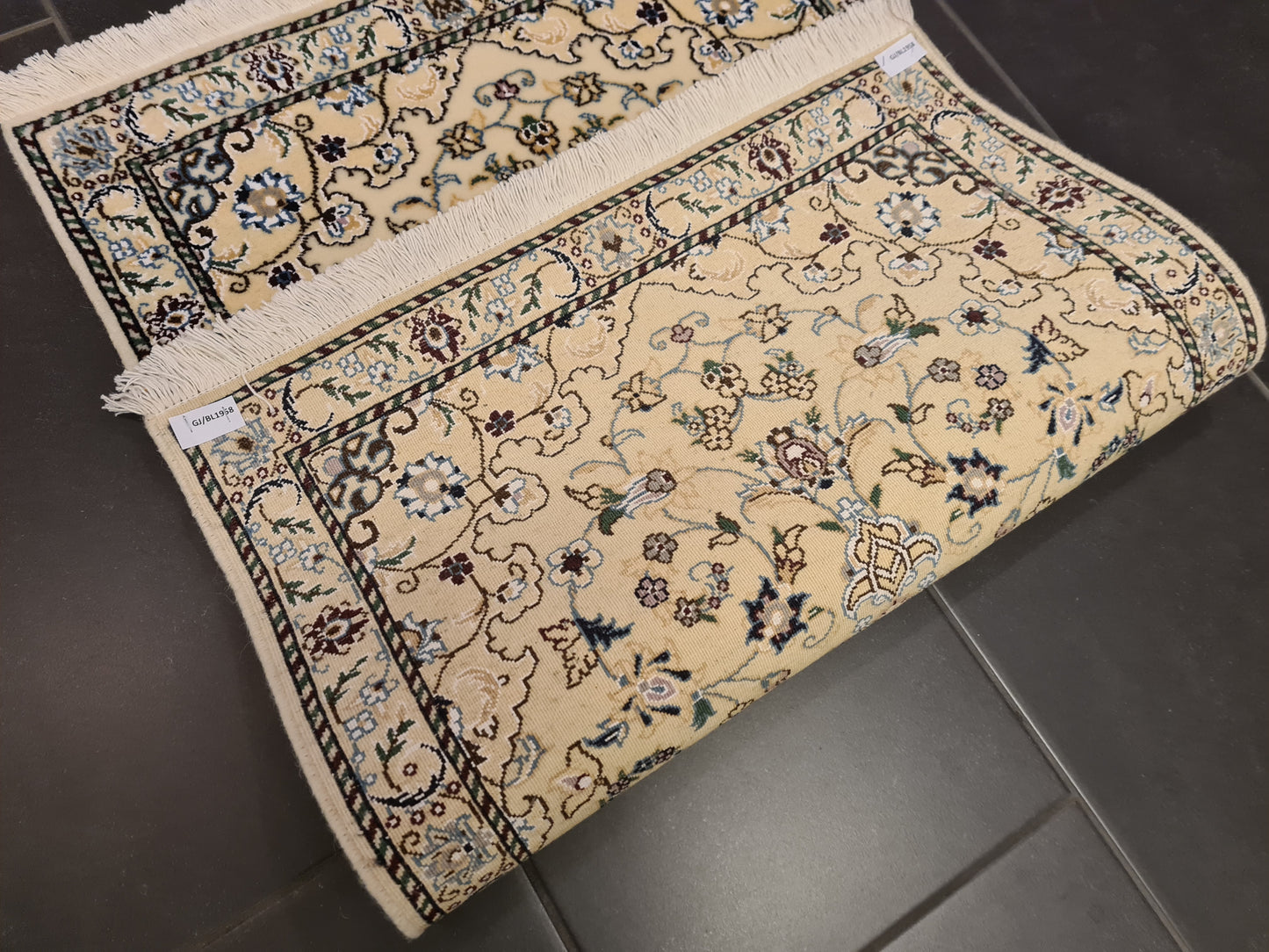 Perserteppich Orientteppich Handgeknüpfter Teppich Nain Seide 100x65cm