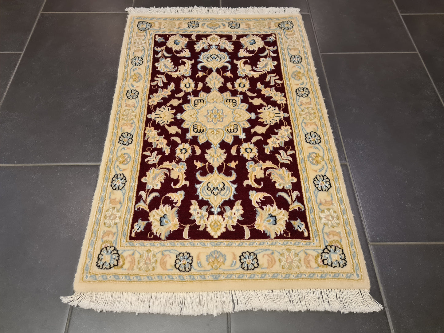 Perserteppich Orientteppich Handgeknüpfter Teppich Nain Seide 90x58cm