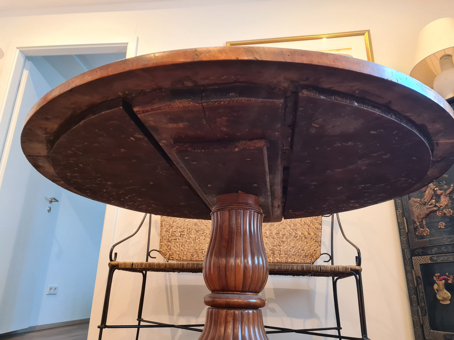 Biedermeier Esstisch Nussbaumholz 19 Jahrhundert Antik Mobiliar 111cm