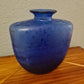 Künstlerglasvase in Blau mit organischer Form 22cm