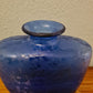 Künstlerglasvase in Blau mit organischer Form 22cm