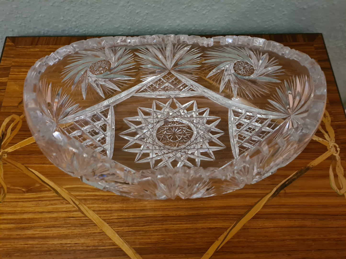 Große Bleikristallschale mit Stern Fächerdekor 30cm