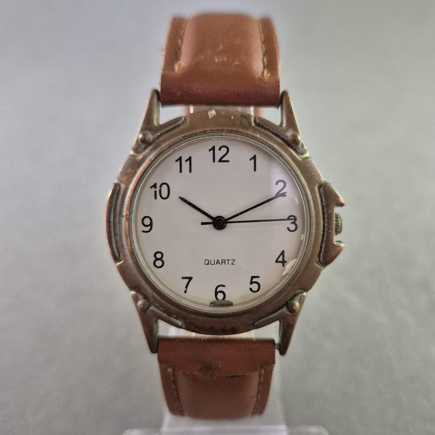 Vintage Damenarmband Uhr – Klassisch mit braunem Lederarmband