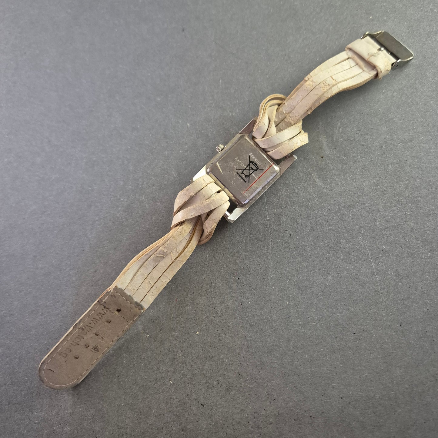 Bergmann Damenarmband Uhr – Rechteckgehäuse mit Lederband