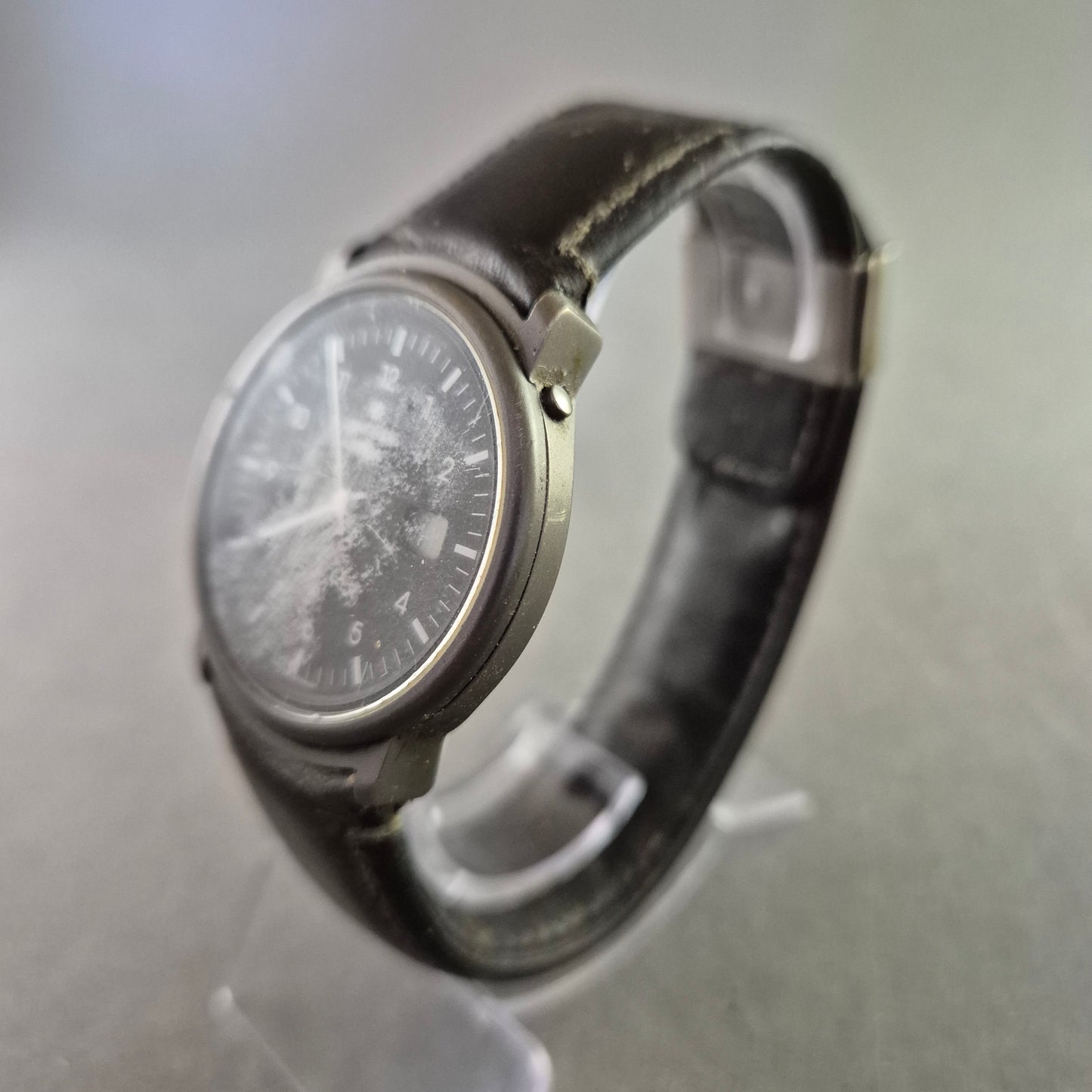 Junghans Mega Herrenarmband Uhr – Titan Funkuhr im klassischen Design