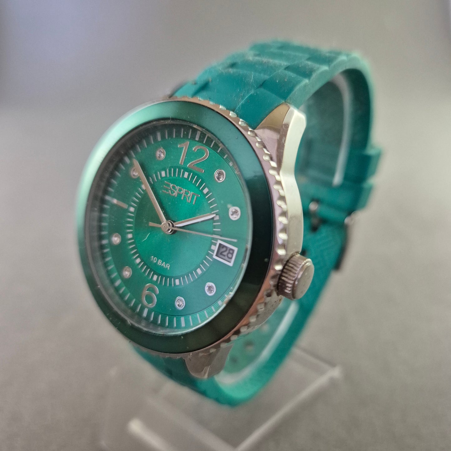 Modische Esprit Quarz Uhr – Türkisgrünes Design mit 10 BAR Wasserschutz