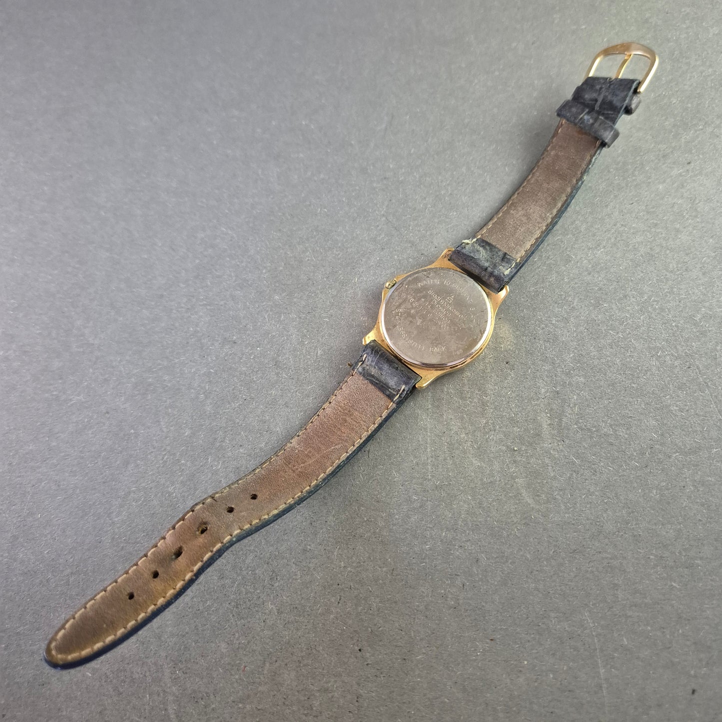 Sonderedition Frauenkirche Dresden – Quarz Uhr mit Originalstein