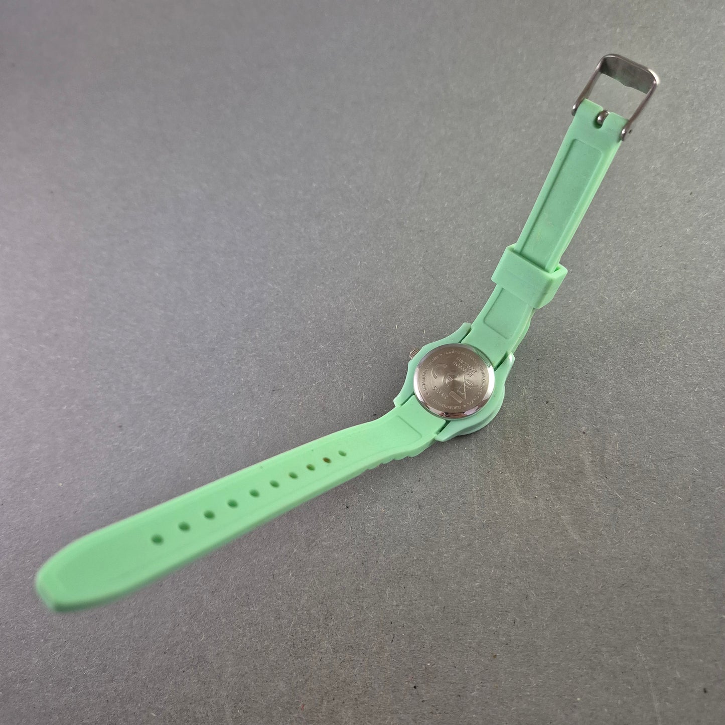 Mintgrüne Kinder Quarz Uhr – Sternen Design & 5 BAR Wasserschutz