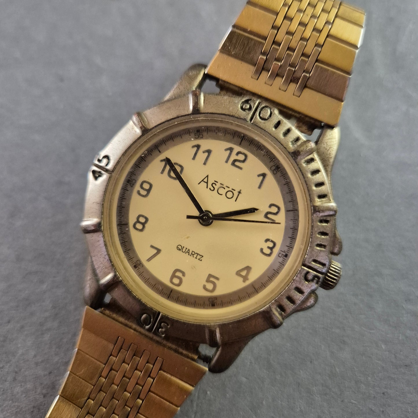 Ascot Herren Quarz Uhr – Klassisches Design mit Bicolor-Armband