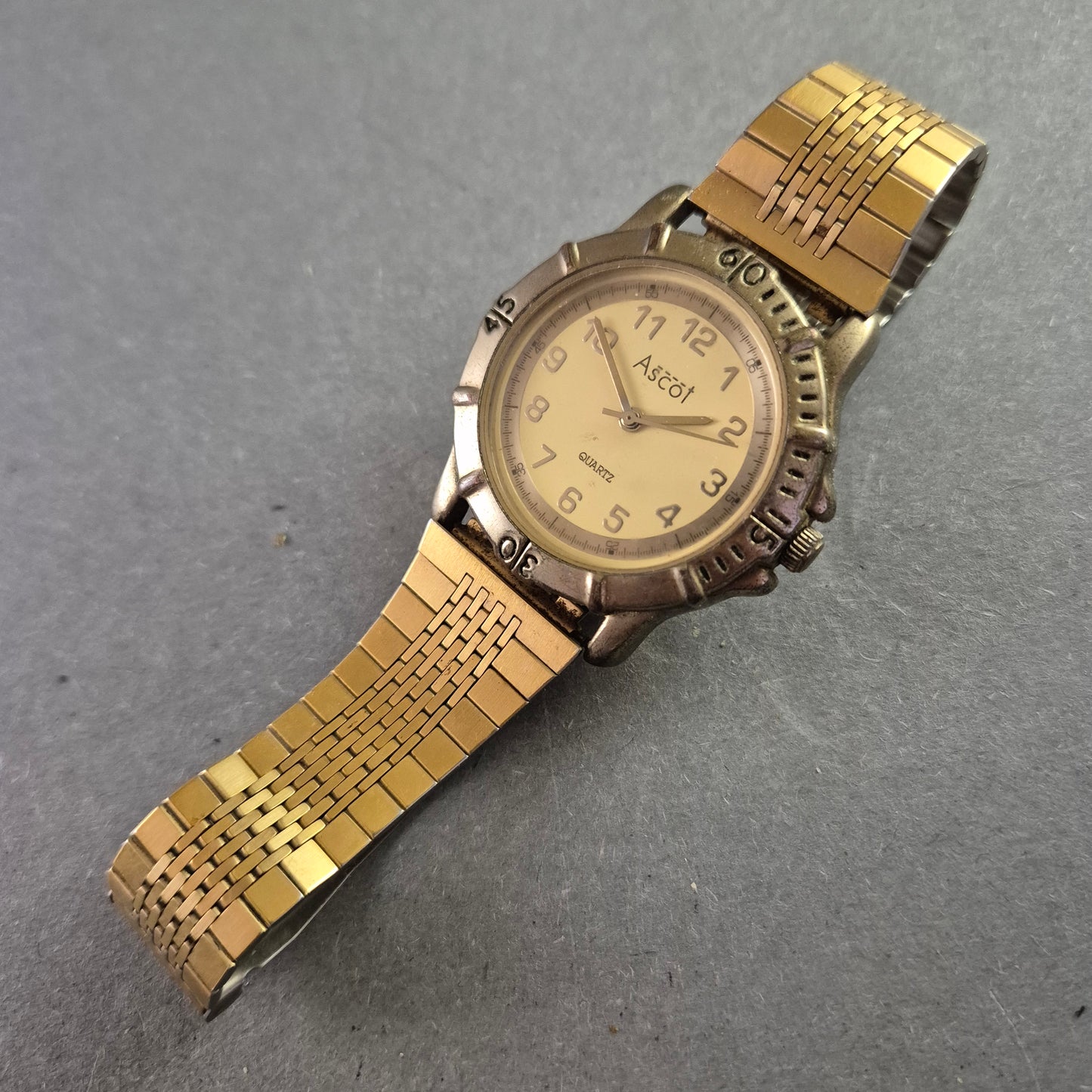Ascot Herren Quarz Uhr – Klassisches Design mit Bicolor-Armband