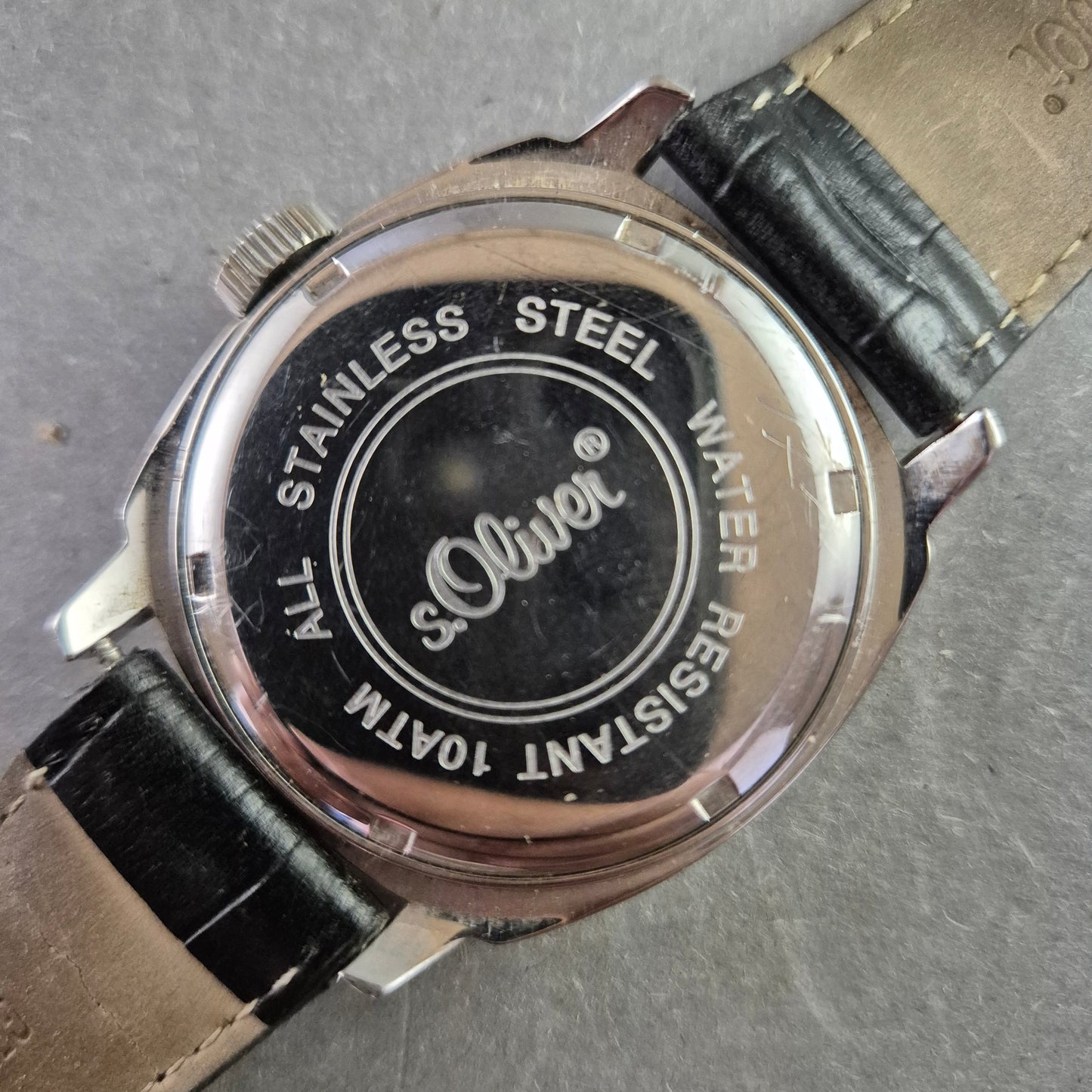 Sportliche s.Oliver Herrenuhr – Robustes Design mit 10 ATM Wasserdichte