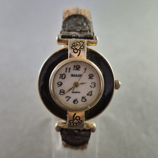 Verspielte Damenarmband Uhr von IMAGE – Blütenmotiv trifft Vintage-Charme