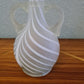 Antike Sammlervase Henkelvase Glas Vase Signiert 1980 21x9cm