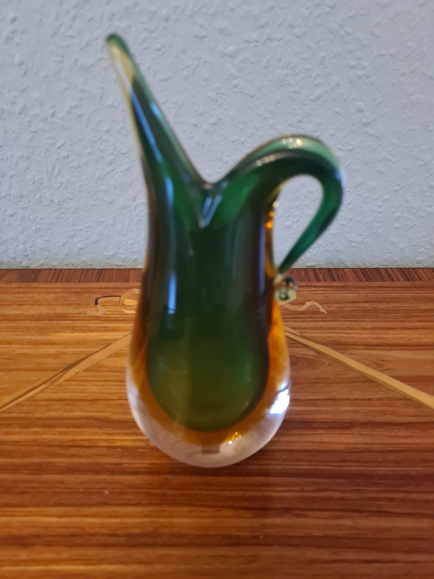 Murano Glas Zipfelvase Grün Künstler Glas Mid Century Vase 18x8cm