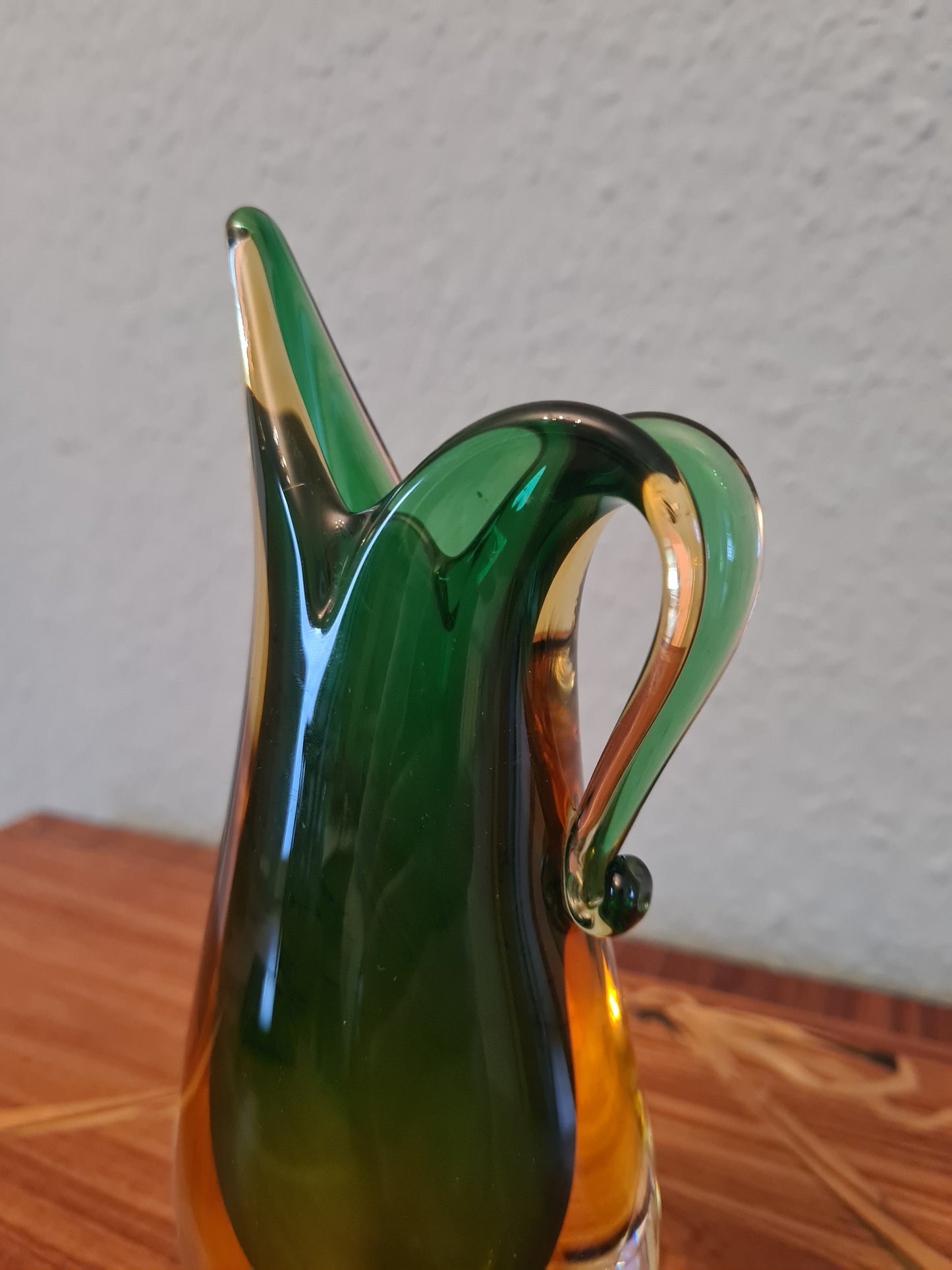 Murano Glas Zipfelvase Grün Künstler Glas Mid Century Vase 18x8cm