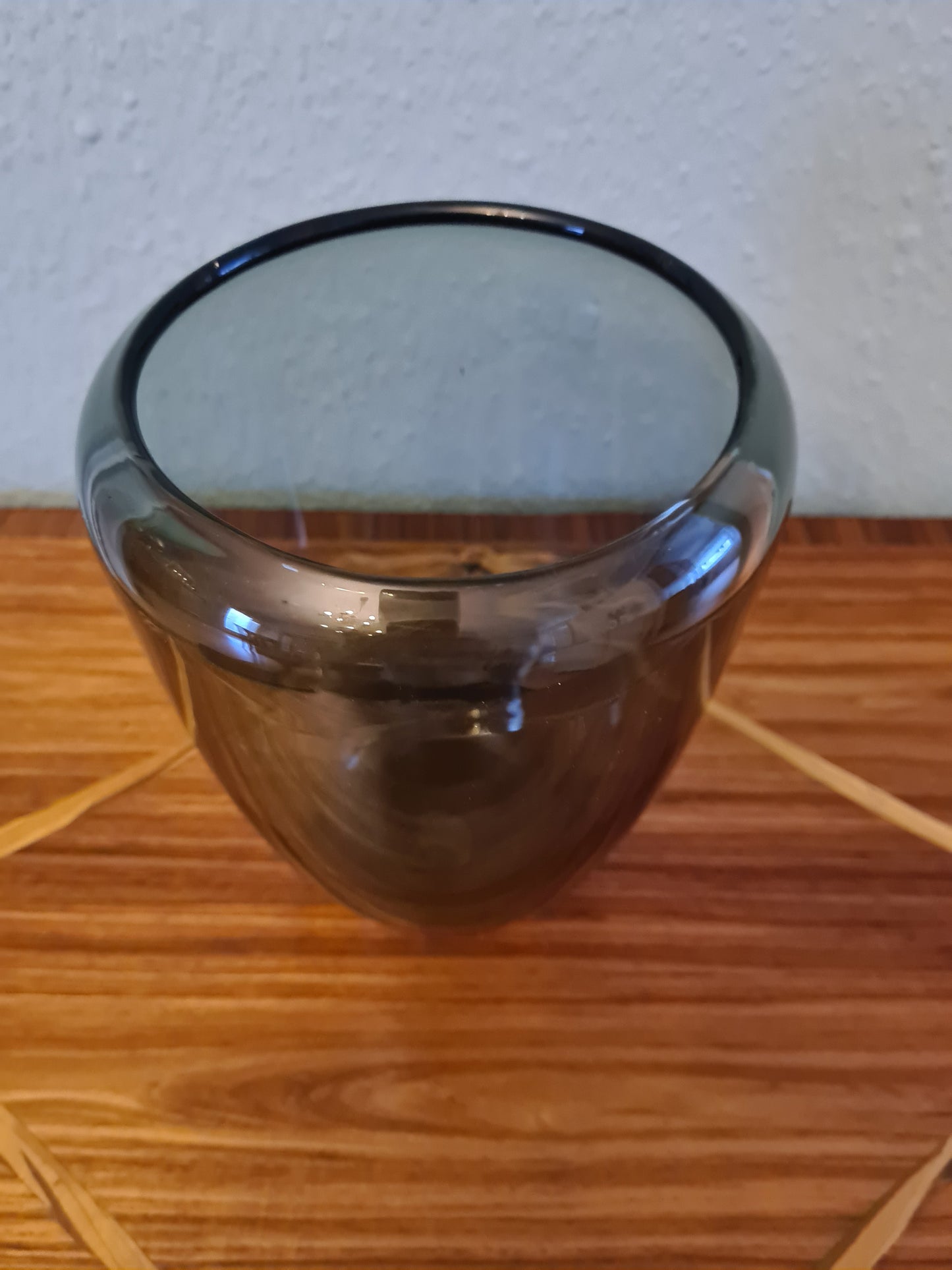 Rauchglas Sammlervase Glas Blumenvase Grau-Blau 20x15 cm