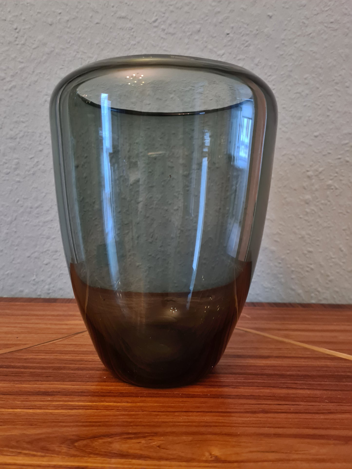 Rauchglas Sammlervase Glas Blumenvase Grau-Blau 20x15 cm