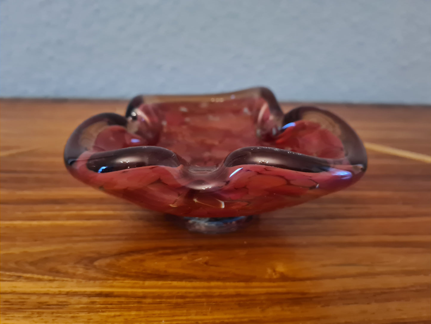 Italienischer Murano Glas Aschenbecher Violett 13x10cm