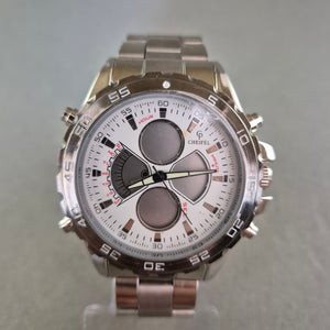 Cheifel Herrenchronograph – Sportlicher Look mit Edelstahlarmband
