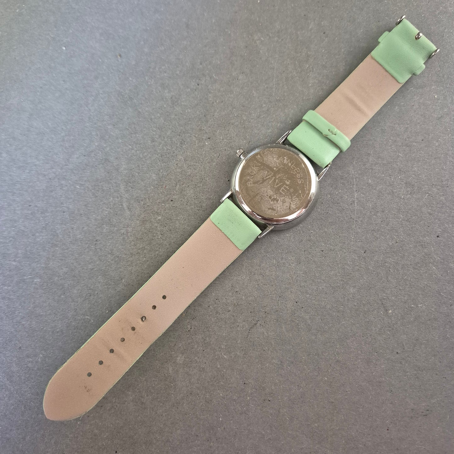 Vive Damenarmbanduhr – Mintgrünes Design mit stilvollem Zifferblatt