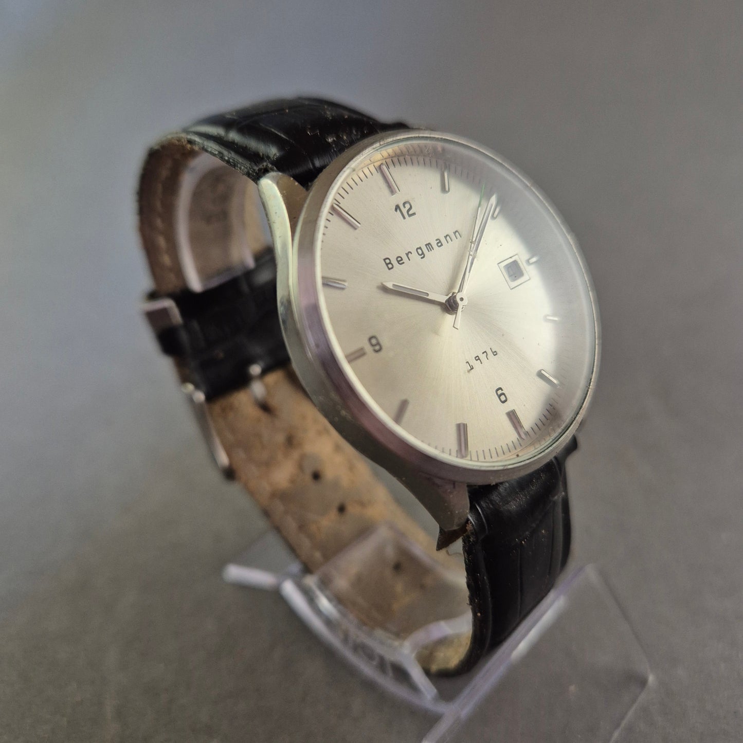 Bergmann Herrenarmbanduhr – Silbernes Zifferblatt mit Datumsanzeige