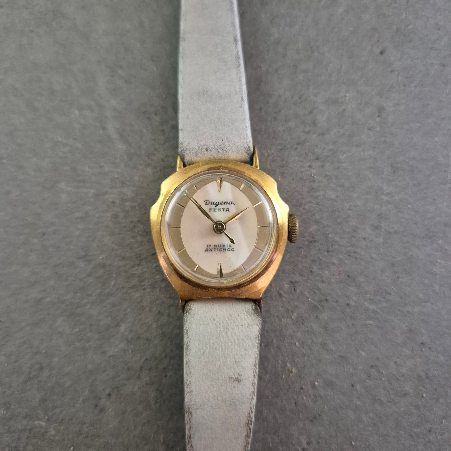 Dugena Festa Damenarmbanduhr – Mechanisch mit Vintage-Charme