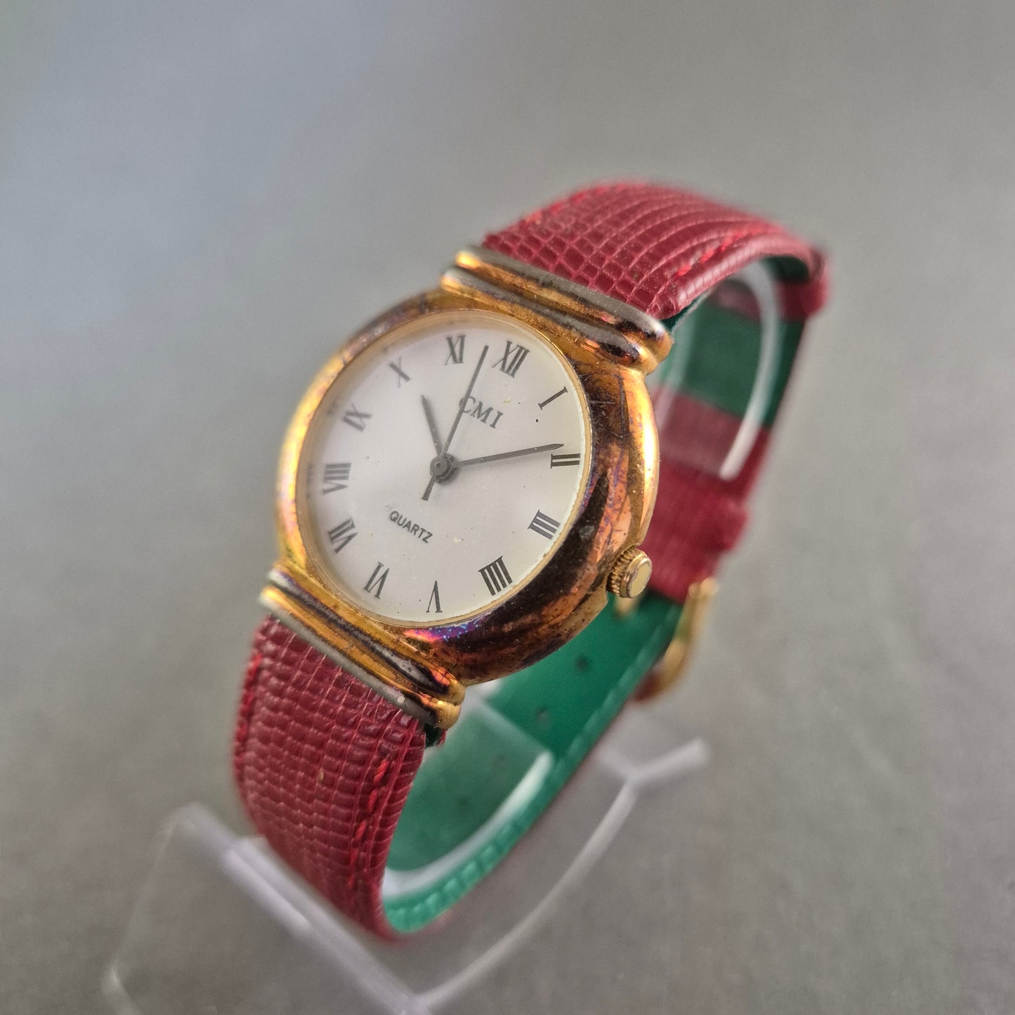 CMI Damenarmbanduhr – Klassisch vergoldet mit römischen Ziffern