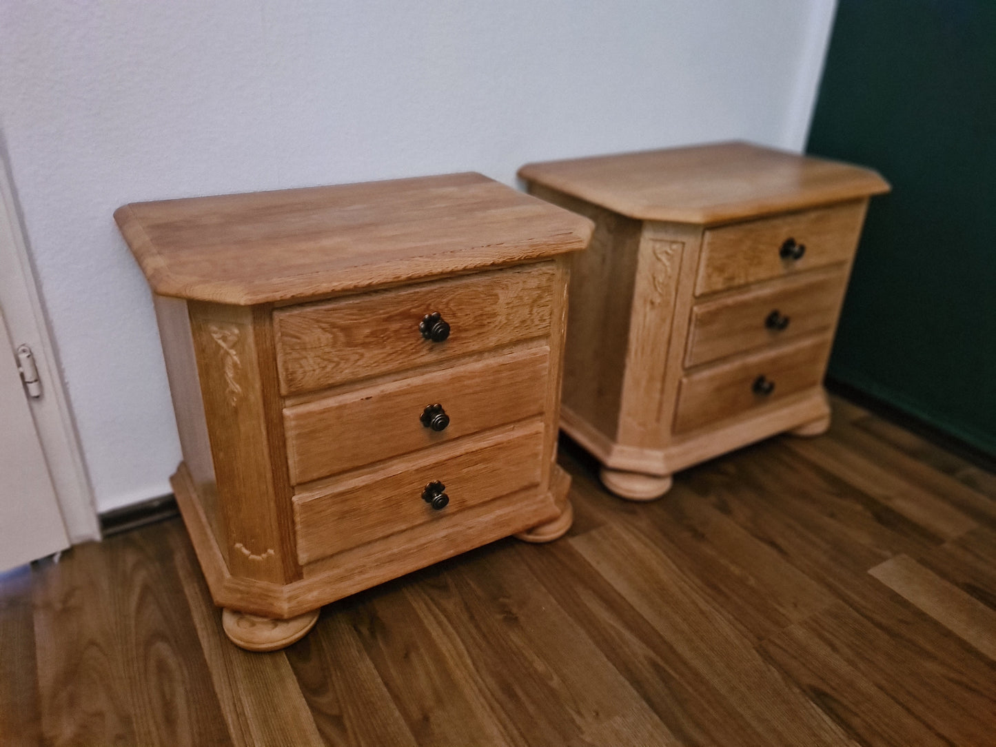 2 Stück Nachttisch Nachtschränkchen massiv Holz Landhaus 55x60cm