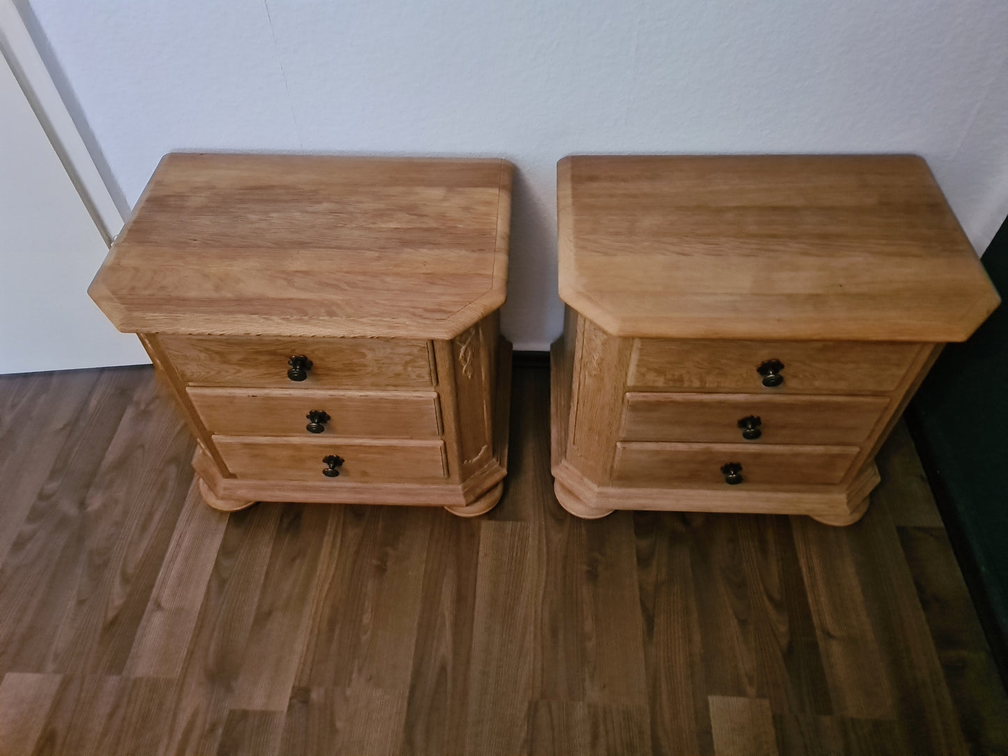 2 Stück Nachttisch Nachtschränkchen massiv Holz Landhaus 55x60cm