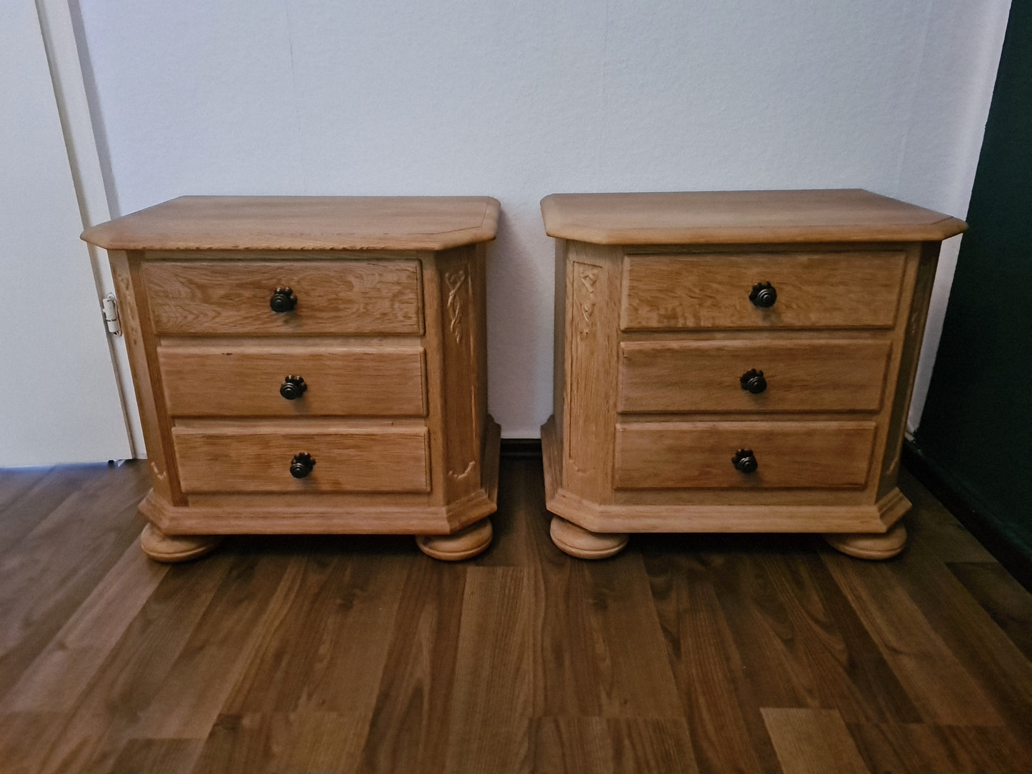 2 Stück Nachttisch Nachtschränkchen massiv Holz Landhaus 55x60cm