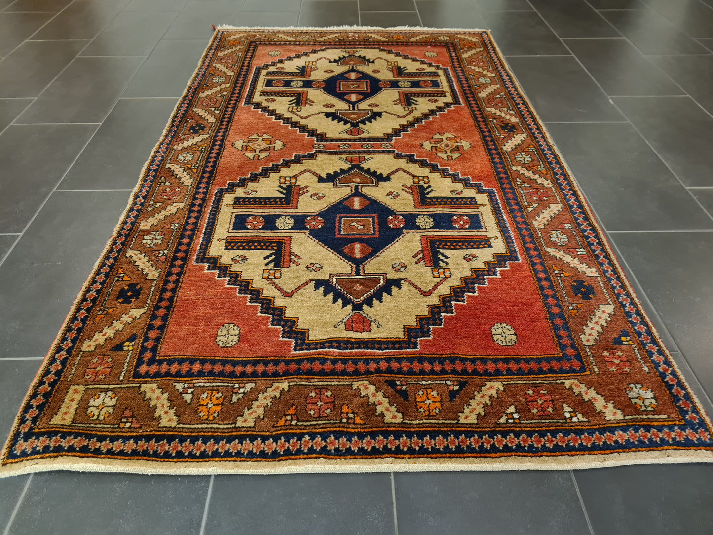 Perserteppich Orientteppich Handgeknüpfter Teppich Malaya 220x130cm