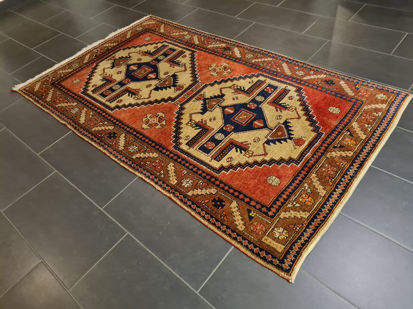 Perserteppich Orientteppich Handgeknüpfter Teppich Malaya 220x130cm
