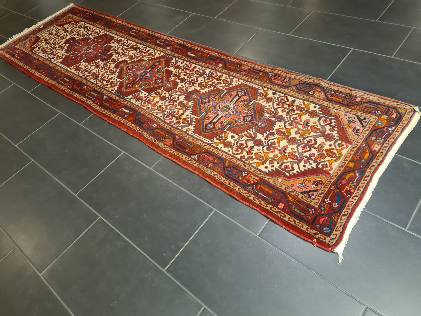 Perserteppich Orientteppich Handgeknüpfter Teppich Malaya 290x80cm