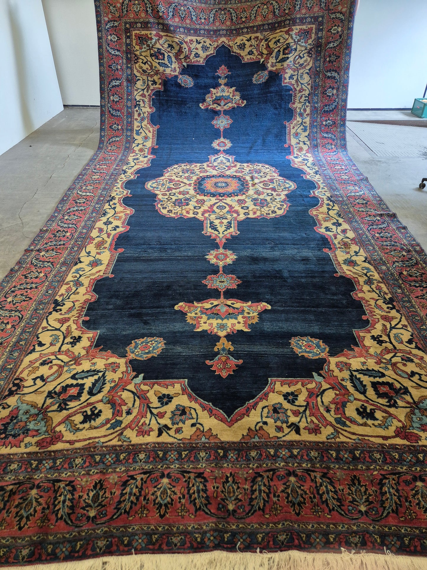 Antiker Handgeknüpfter Perserteppich Fergahan Sarough 675x345cm