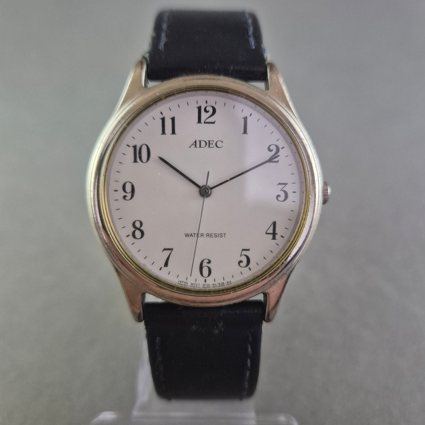 Klassische ADEC Herren Uhr – Schlichtes Design mit Lederarmband