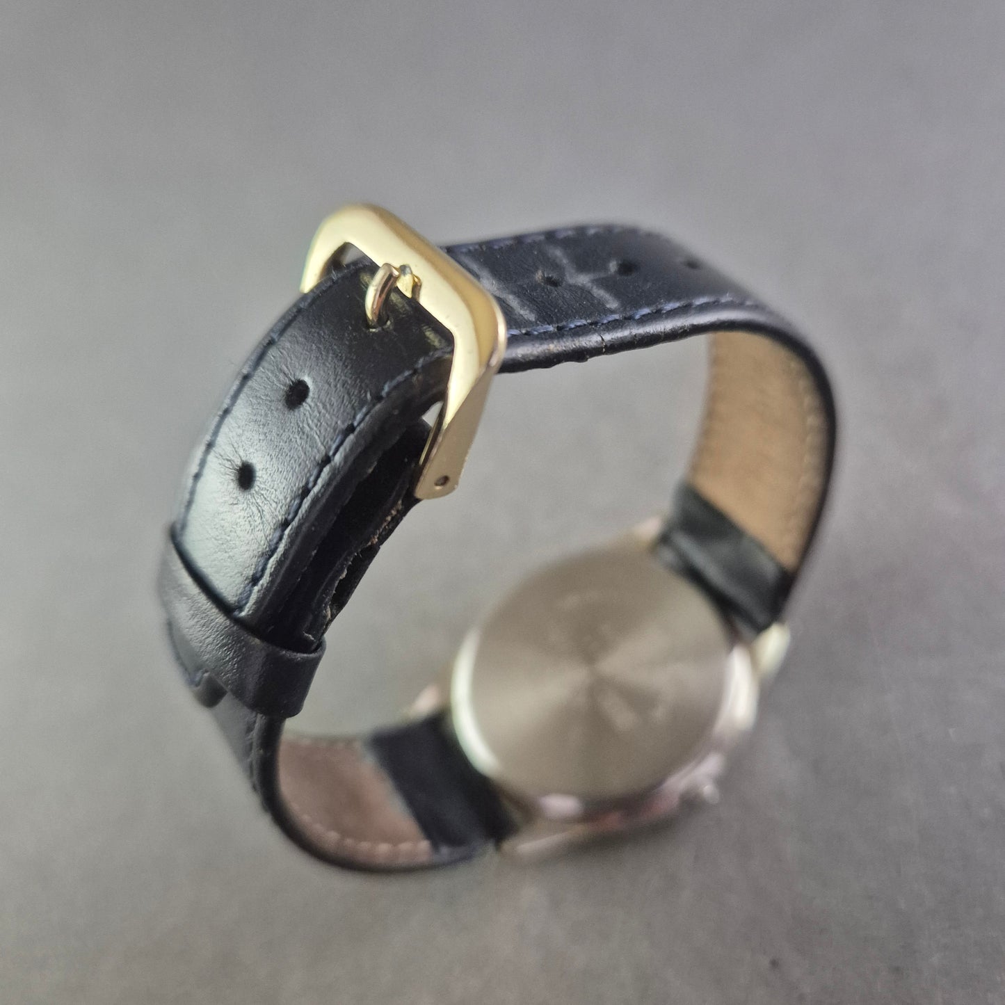 Klassische ADEC Herren Uhr – Schlichtes Design mit Lederarmband