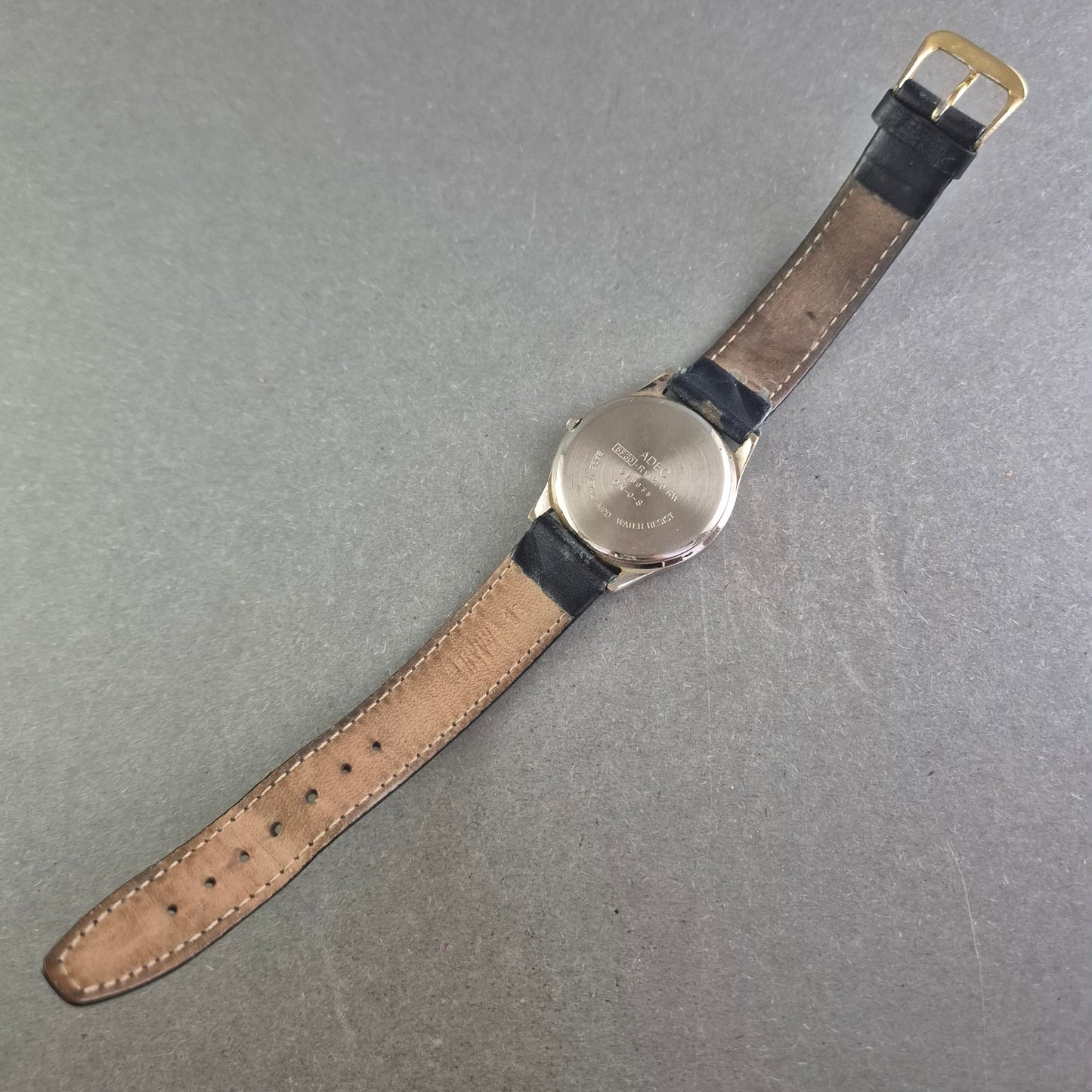 Klassische ADEC Herren Uhr – Schlichtes Design mit Lederarmband