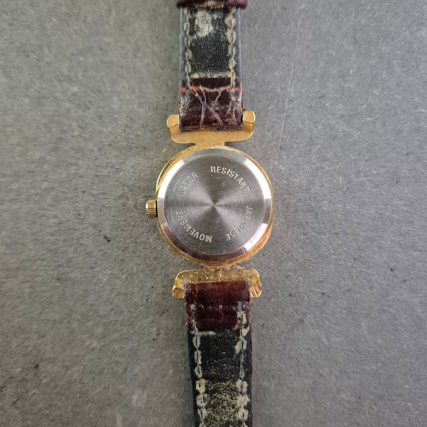 Pacific Time Damen Uhr – Klassisches Design mit römischen Ziffern