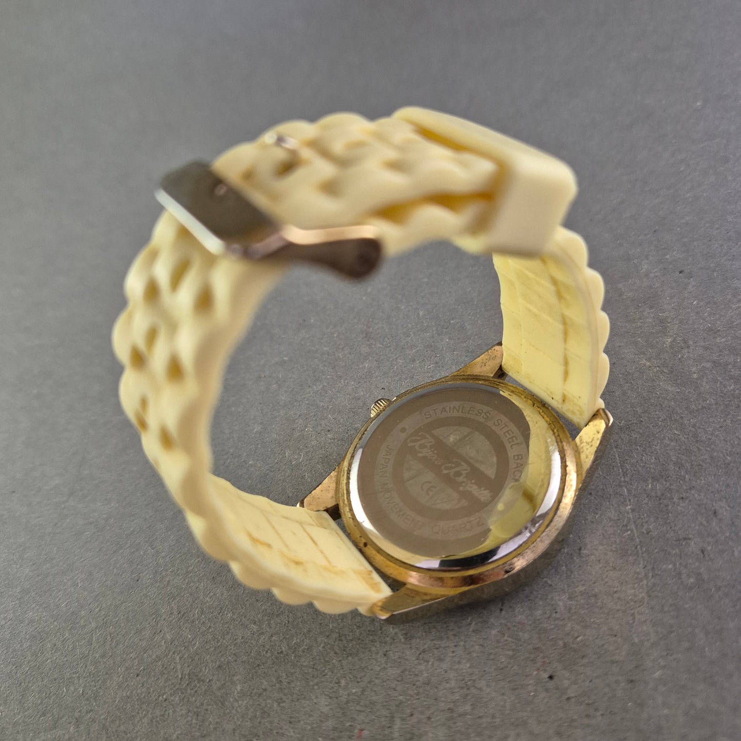 Bijou Brigitte Damen Uhr – Goldfarben mit strukturiertem Silikonband