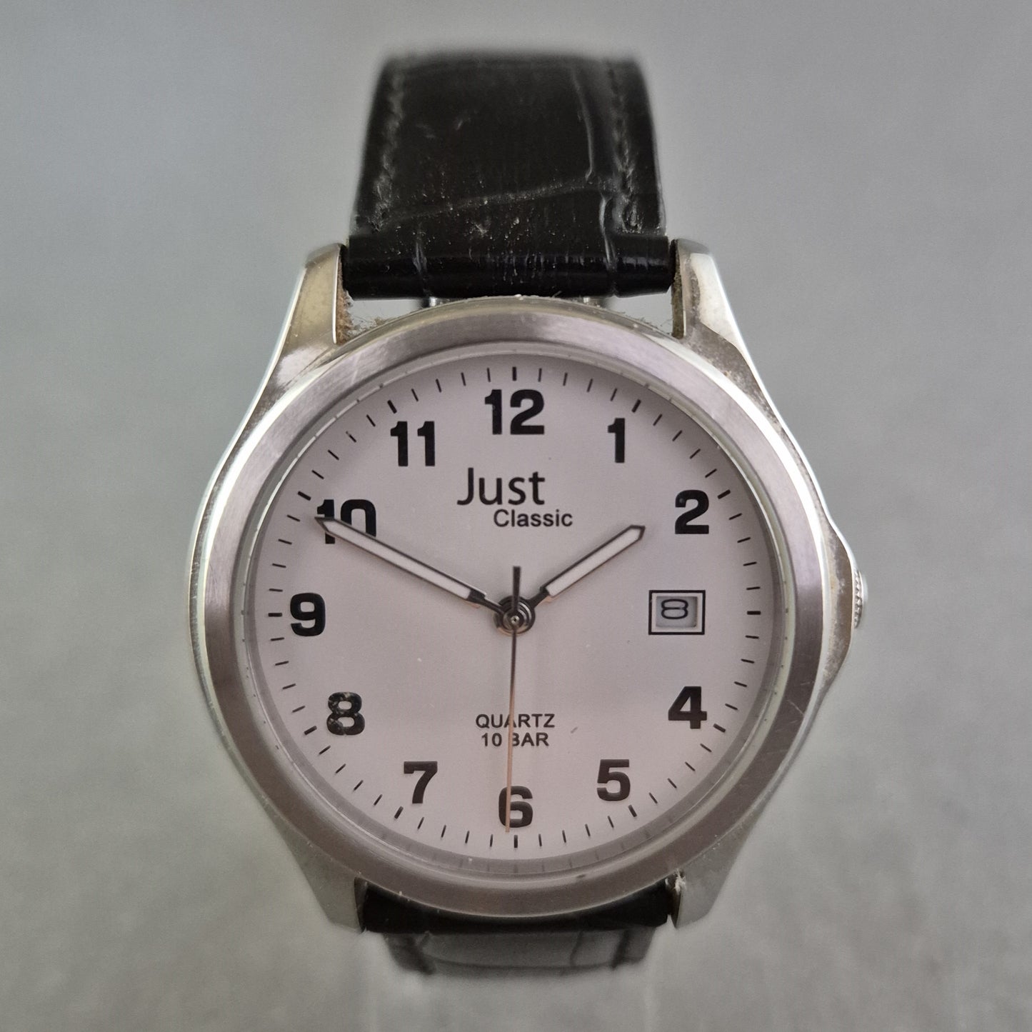 Just Classic Herren Uhr – Klare Linien und 10 BAR Wasserdichte