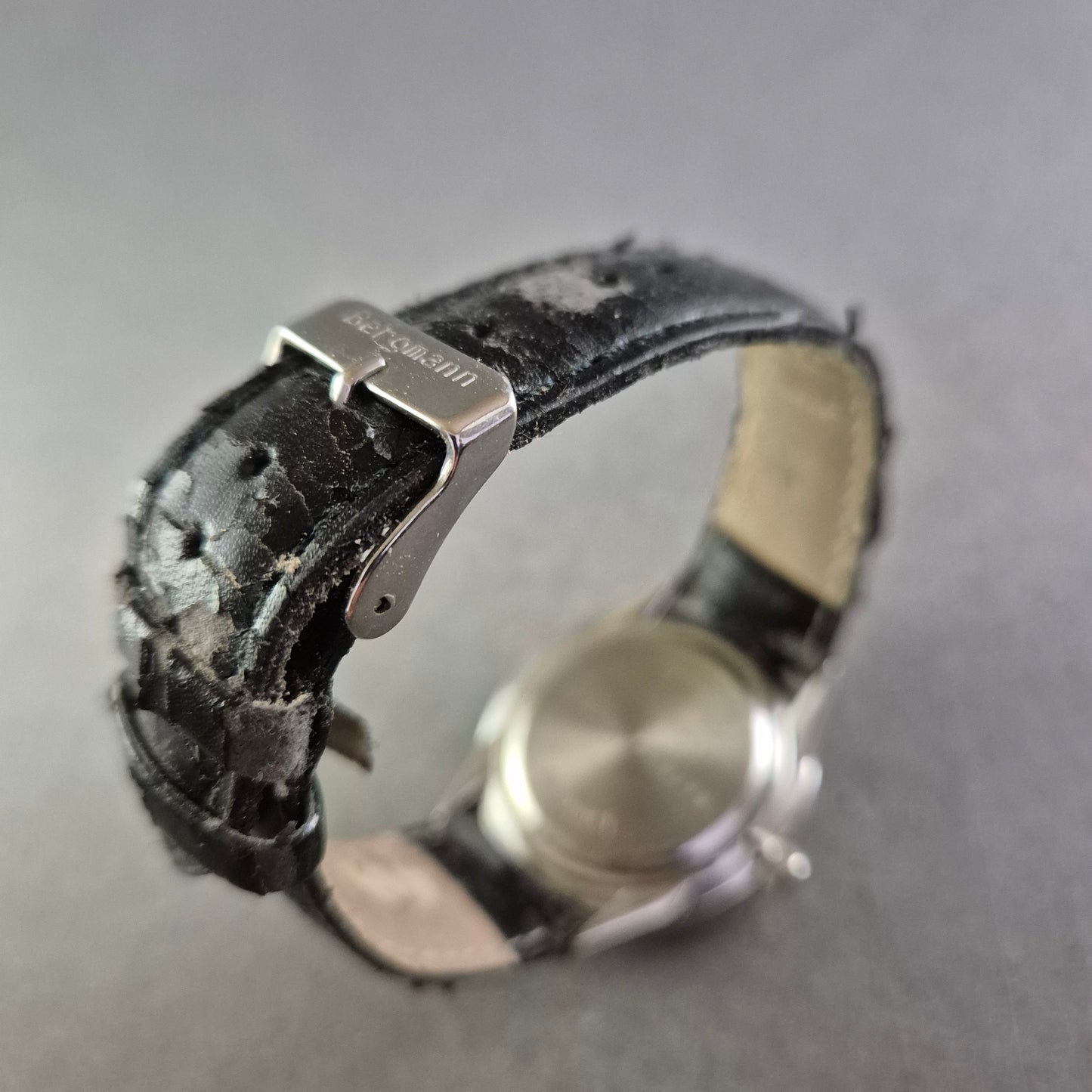 Bergmann Herren Uhr – Schwarzes Zifferblatt mit Datumsanzeige