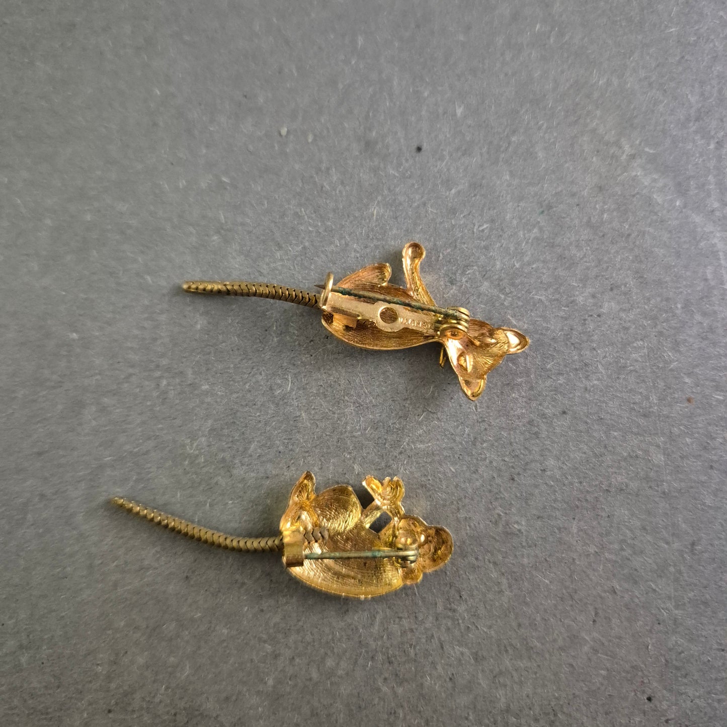 Vintage-Tierbroschen im Set – Affe & Katze mit beweglichem Schwanz