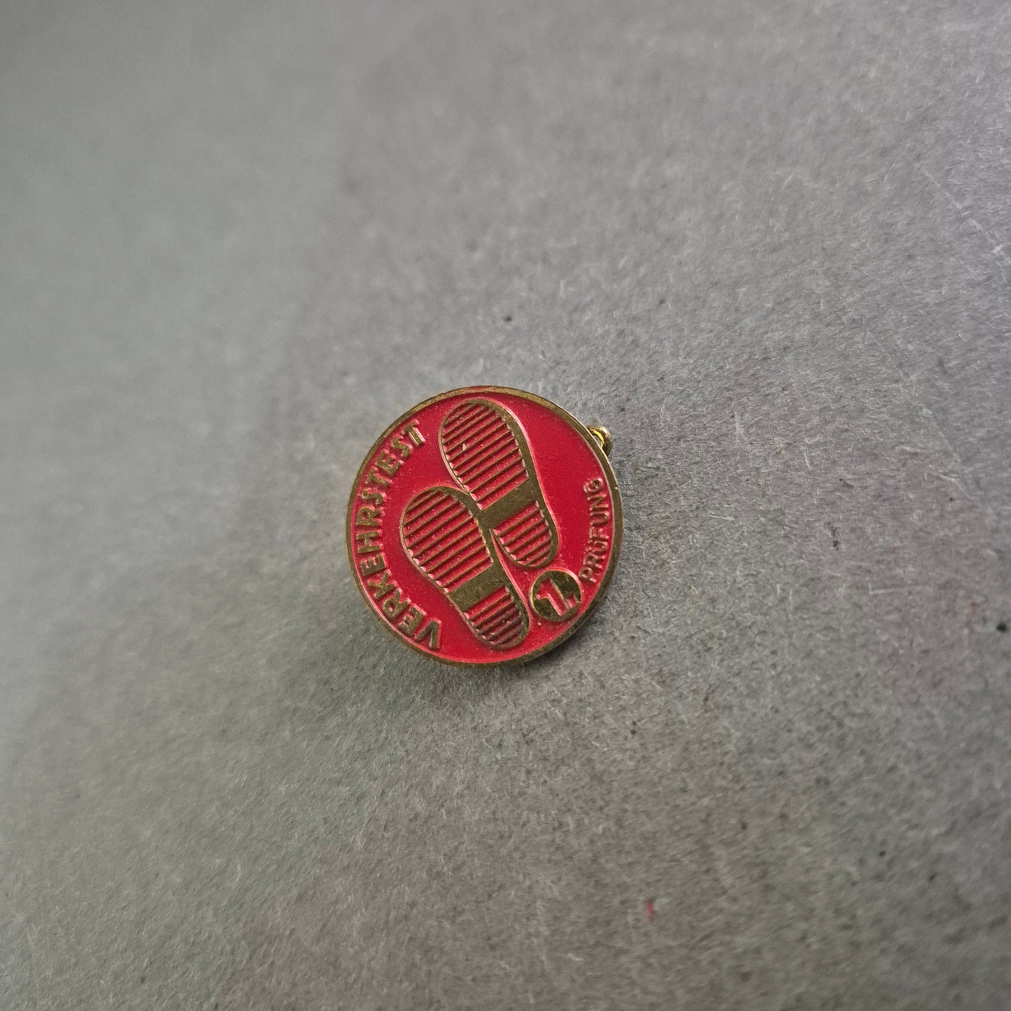 Vintage Anstecknadel „Verkehrstest 1. Prüfung“ – Höffert Bonn