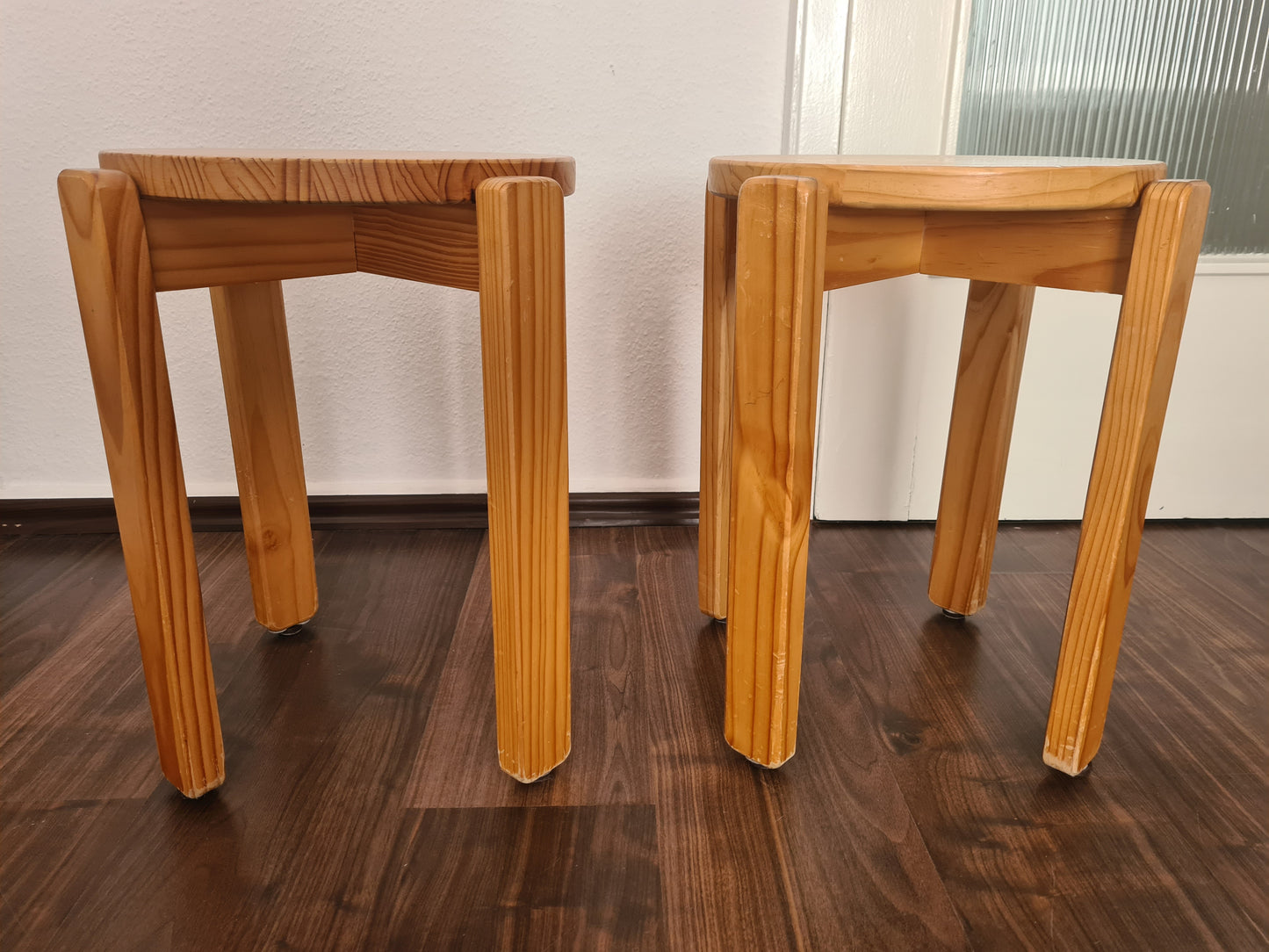 2er Set Holz-Hocker 1970er Jahre 47x35cm