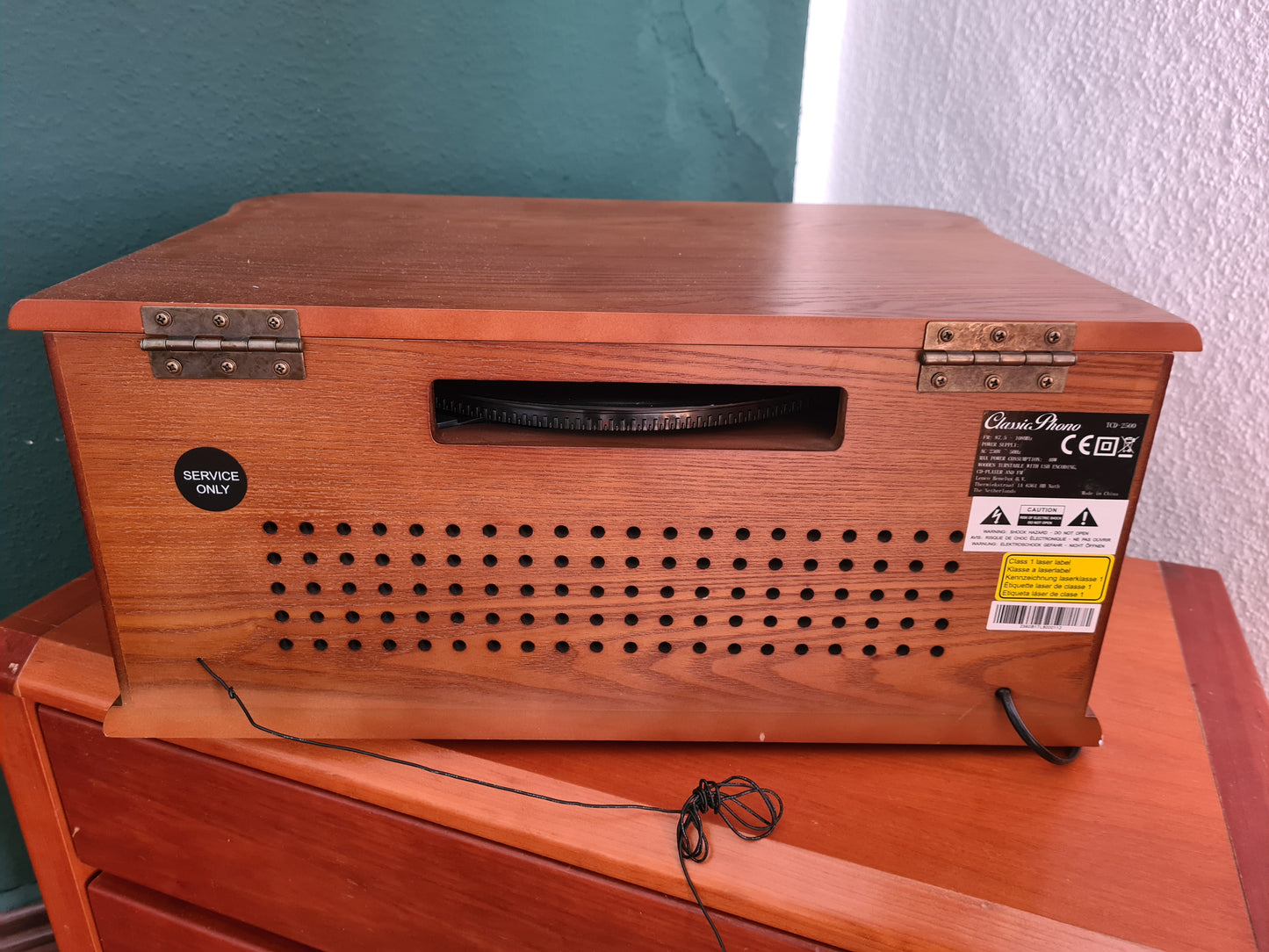 Classic Phono TCD-2500 USB Radio/CD-Player mit 2 Lautsprechern 50cm